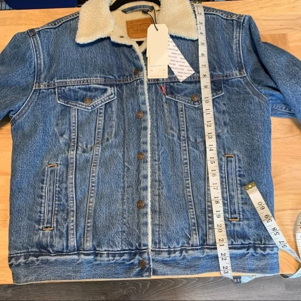 Levi’s x Urban Outfitters ex boyfriend trucker jacket Size Medium - Picture 5 of 7